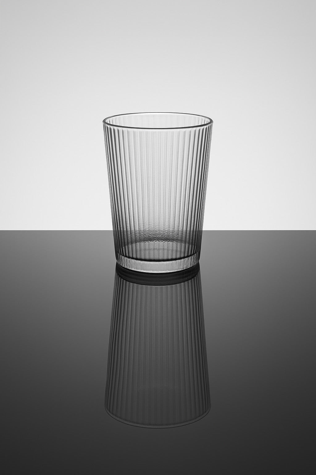 LINE GLASS SOFT DRINK TUMBLER